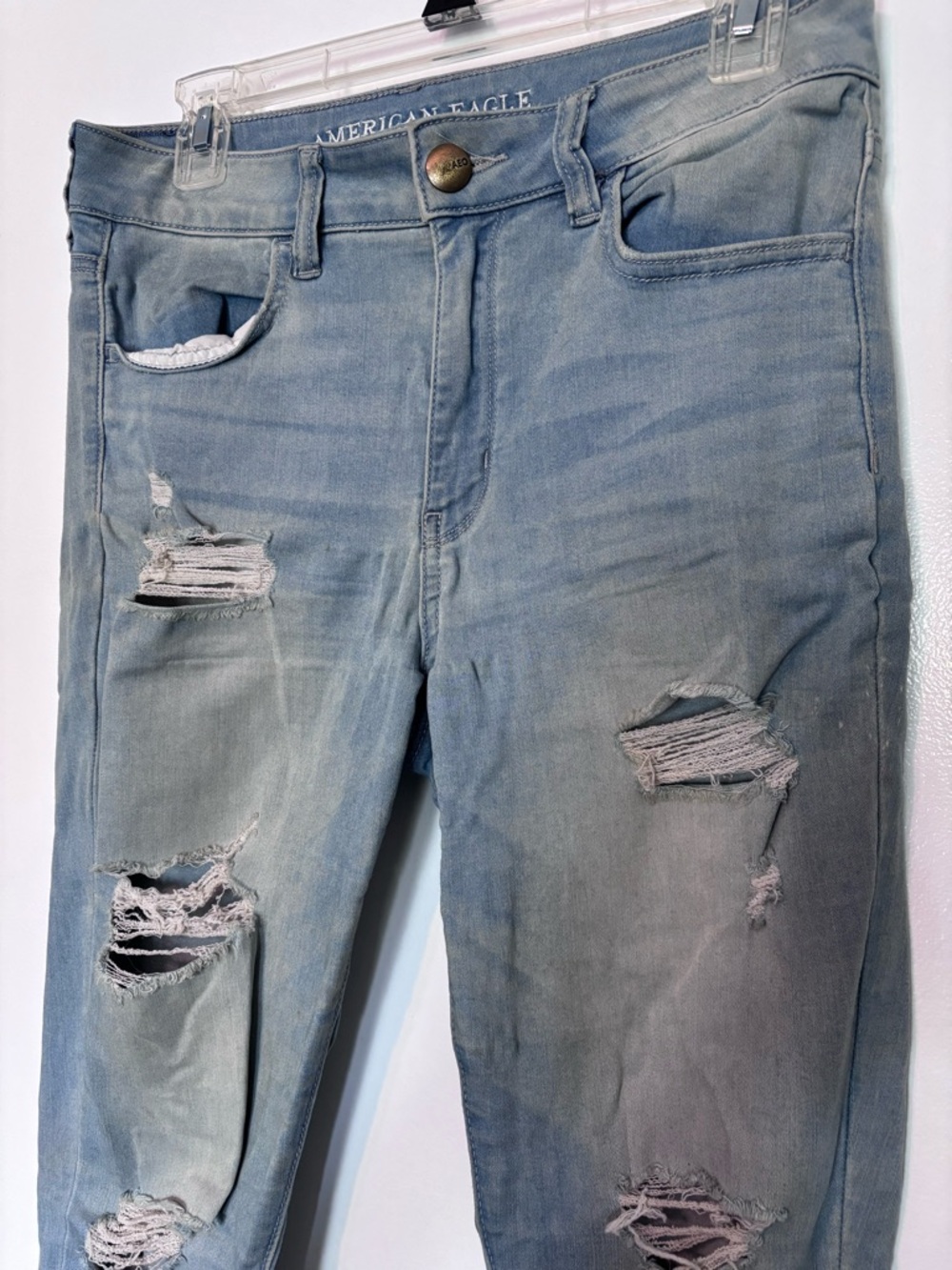 American Eagle Outfitters Light Blue Ripped Women's Jeggings Size 8 short - Picture 4 of 9